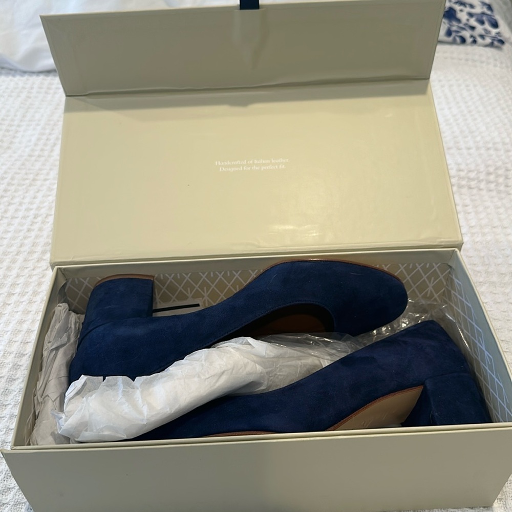 Margaux navy suede heels